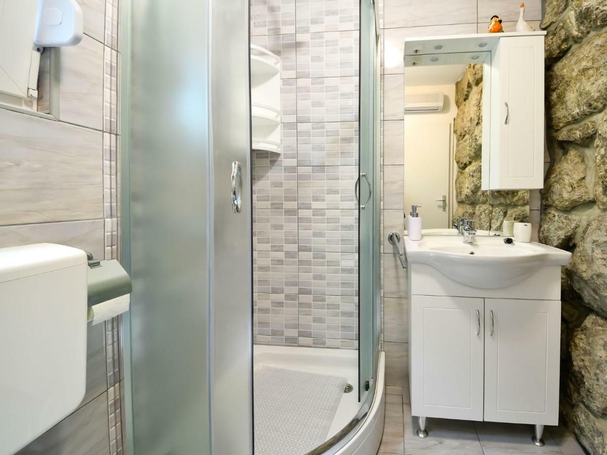 Apartment Sandra By Interhome Matulji Bagian luar foto