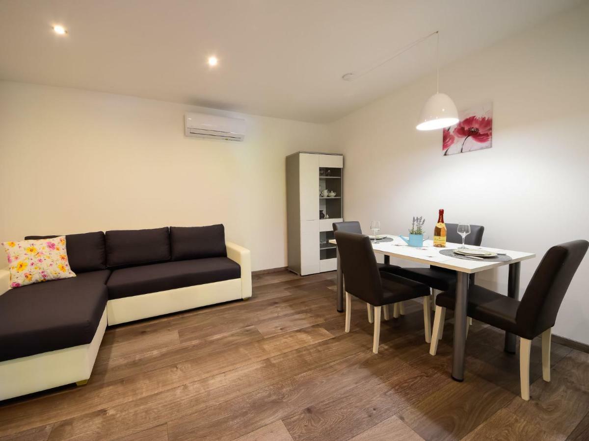 Apartment Sandra By Interhome Matulji Bagian luar foto